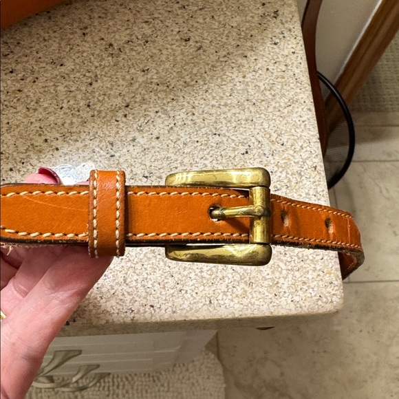 Dooney & Bourke All Weather Leather Crossbody Bag 🔥🔥 - Picture 9 of 12